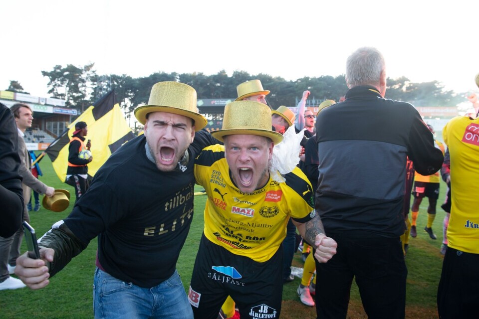 David ”Löken” Löfquist kör vidare i Mjällby AIF vilket ses som ett glädjebesked av fansen.