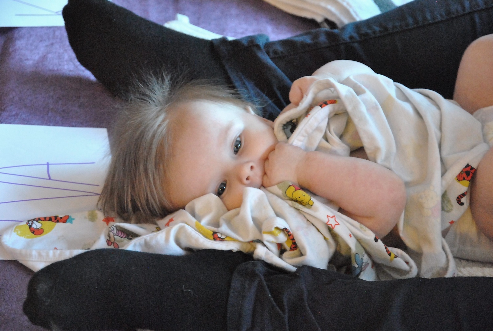 Häftigaste frillan har Alva Rosander, som strax innan massagen varit på babysim. Inte konstigt hon blev hungrig!
Foto: Marie Strömberg Andersson