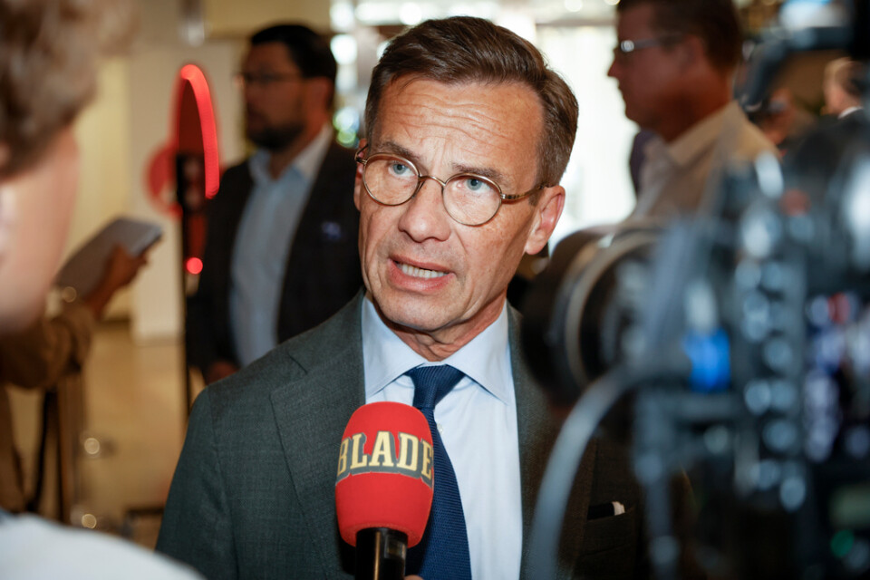 Statsminister Ulf Kristersson (M) anländer till tisdagens partiledardebatt i TV4.