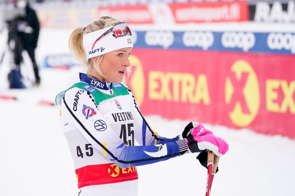 På förhand väntas stafetten i damernas längdskidåkning bli en duell mellan Sverige och Norge. Men allt kan hända. Det har historien visat.