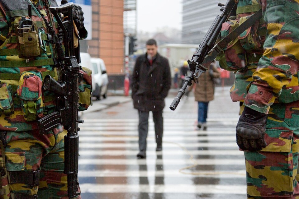 Belgiska soldater patrullerade kring EU-högkvarteret i januari för tre år sedan efter att säkerhetsnivån höjts efter skottlossningen i Verviers då två misstänkta terrorister dödades.