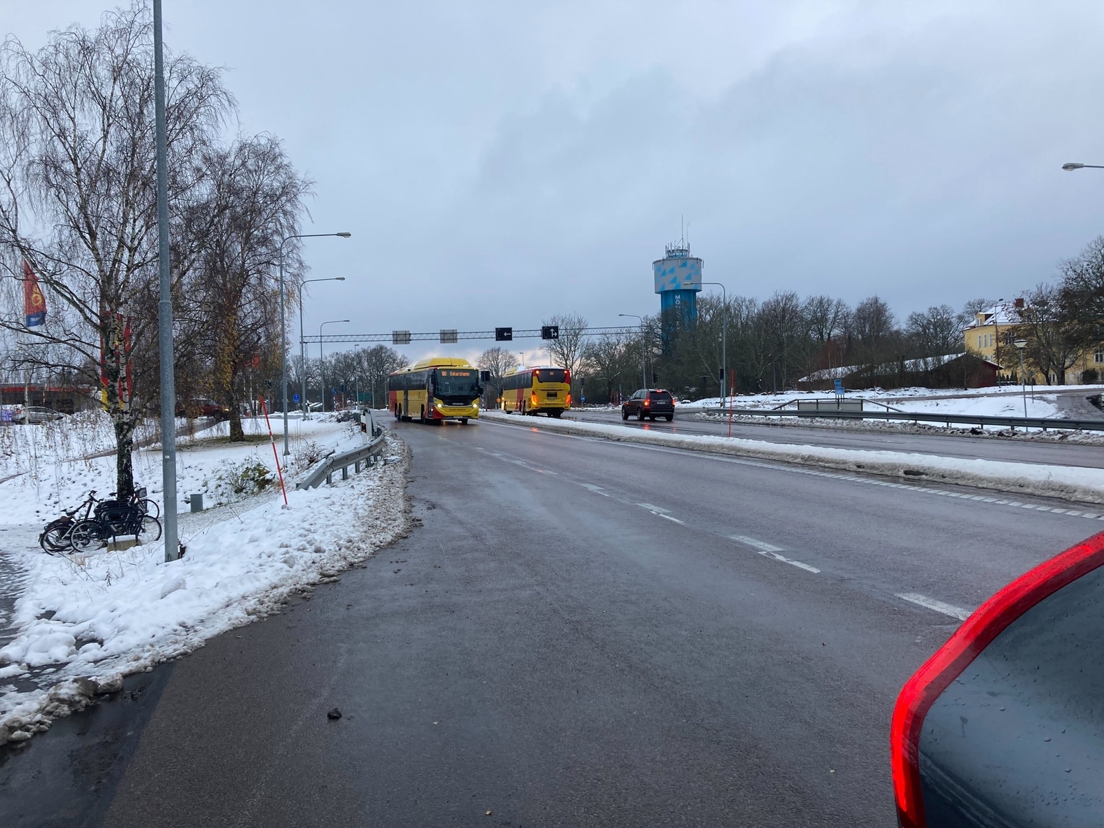 Trafikljusen på E22 i Mönsterås är ur funktion sedan strömmen brutits.