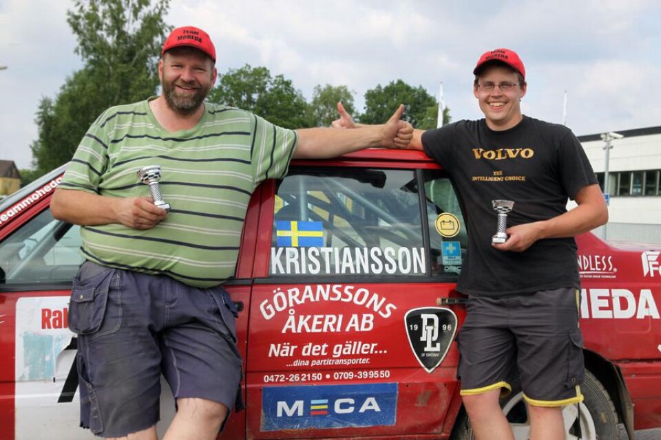 Janne Kristiansson t.v. och Jimmy Svensson var trots allt nöjda med andra plats totalt i Semesterturen. Foto: