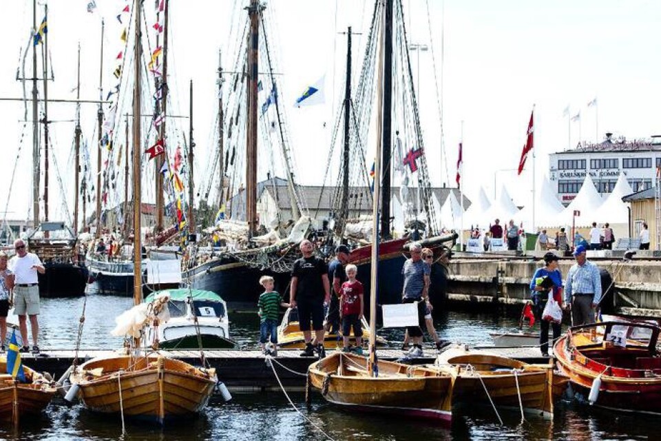 Sol vind och vatten. Karlskrona visade sig från sin allra bästa sida i helgen. En strålande sol sken över båtar och festivalbesökare både på lördagen och på söndagen.