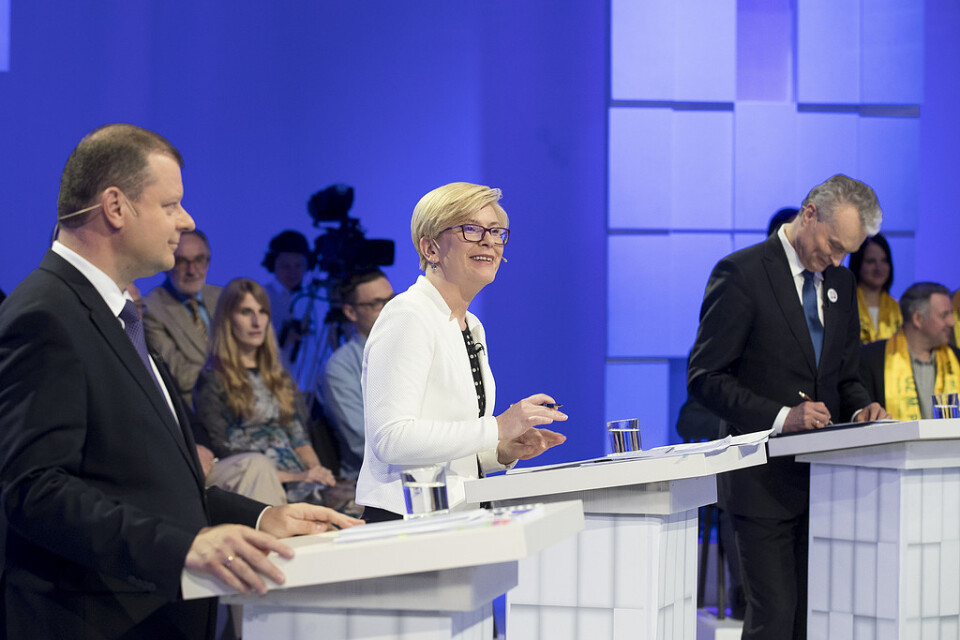 Premiärminister Saulius Skvernelis, ex-finansministern Ingrida Simonyte och ekonomen Gitanas Nauseda är favoriter till att gå till andra omgången i presidentvalet i Litauen.