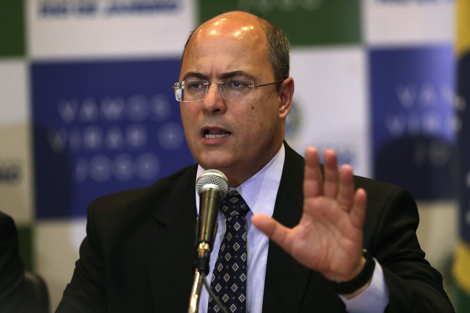 Rio de Janeiros guvernör Wilson Witzel vid en presskonferens i april. Arkivbild.