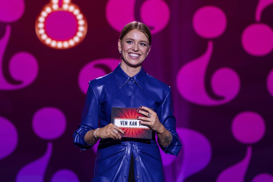 Clara Henry är programledare för SVT:s nya underhållningsprogram "Vem kan vad".