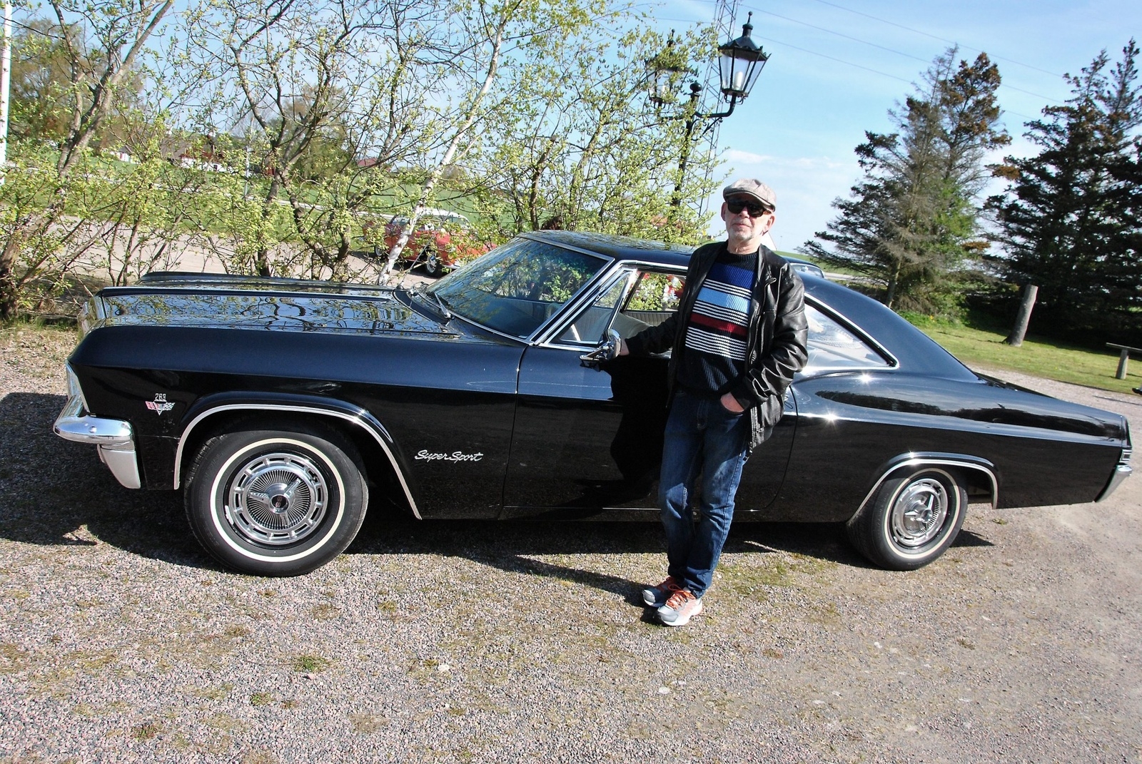 Bertil Jensen från Oxie kom med sin Chevrolet Impala från 1965. - Jag har haft den sedan 2004. Foto: Caroline Stenbäck