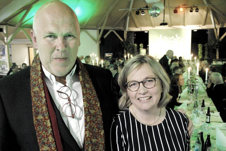 Sven och Anne Norup på Norups gård prisades för sitt innovativa arbete.FOTO: PETER PAULSSON
