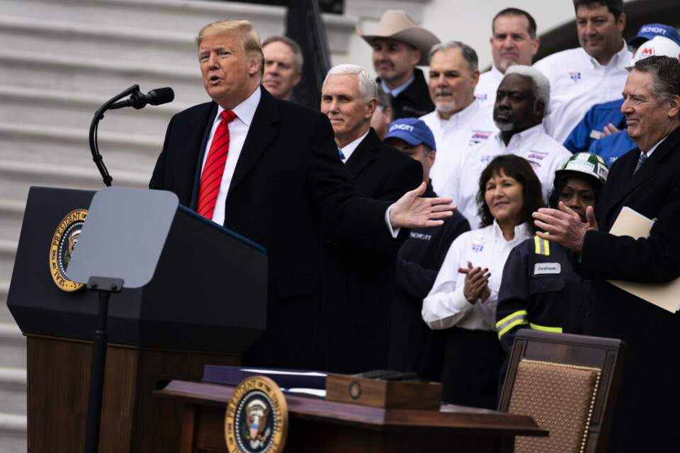 USA:s president Donald Trump i samband med att han undertecknade det nya nordamerikanska frihandelsavtalet USMCA.