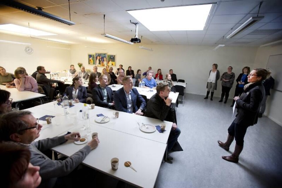 Karin Lindgren-Ekelund, chef på Arbetsförmedlingen, berättade om ekonomiskt stöd för kommunens företagare på en lunchträff i går.