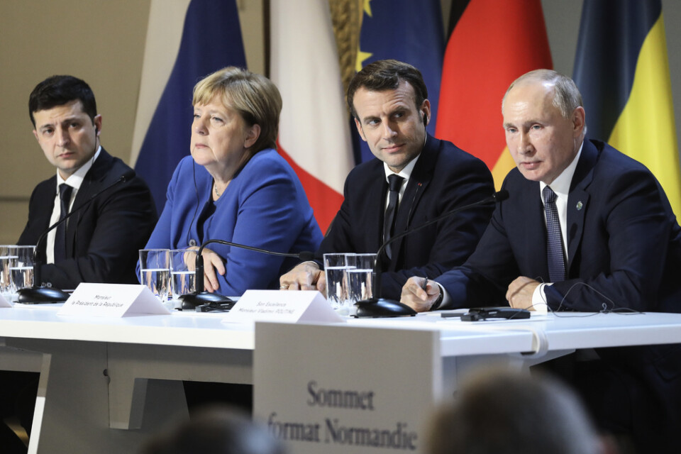 Toppmötet inom Normandieformatet i Paris i december. Från vänster, Volodymyr Zelenskyj, Tysklands förbundskansler Angela Merkel, Frankrikes och Rysslands presidenter Emmanuel Macron och Vladimir Putin.