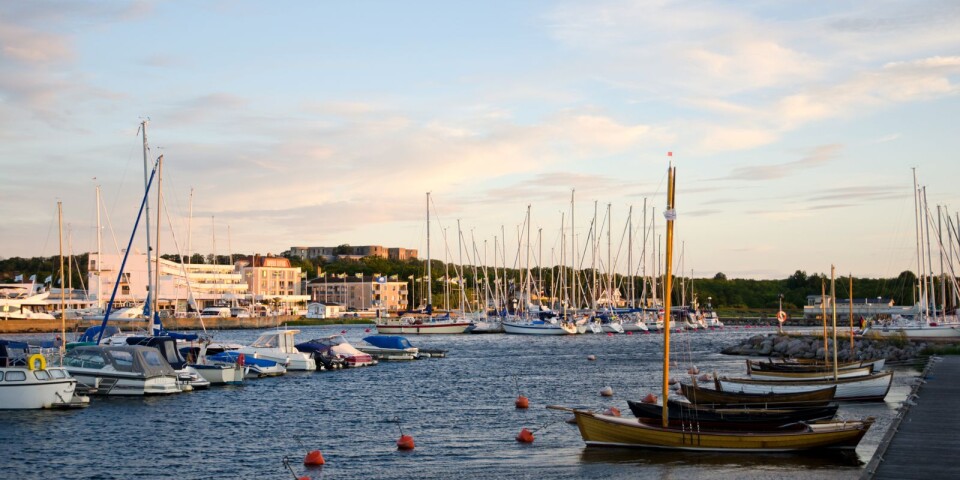 Fotografi av Borgholms hamn taget vid ett annat tillfälle.