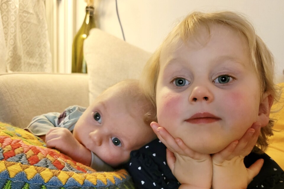 Viktoria Enoksson och Filip Kaikkonen, Helsingborg, fick den 19 december en son som heter Axel. Vikt 3606 g, längd 51 cm. Syskon: Stina. Viktoria kommer från Trekanten.