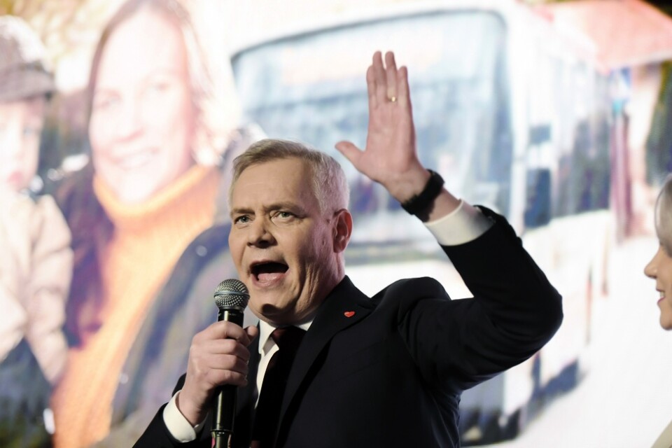 Antti Rinne kan petas som Finlands statsminister och det största samarbetspartiet säger sig sakna förtroende för honom. Bilden är tagen vid riksdagsvalet i april. Arkivbild.