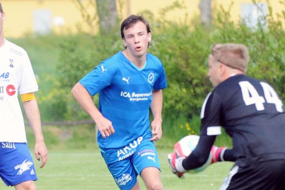 Dennis Johansson Fors gjorde 1–0-målet mot Trekanten.