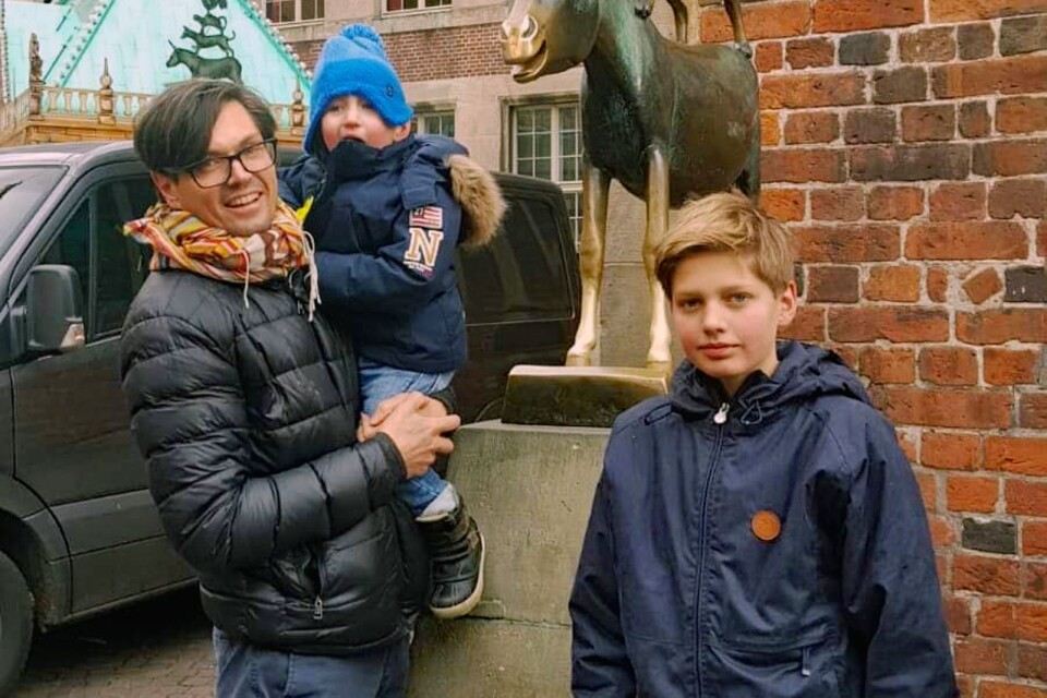 I november 2016 var Henrik, sambon Anna, lillebror Bastian och Gunnar på semester hos vänner i Bremen. Gunnar följde med sin tyska kompis både på fotbollsträning och till skolan.