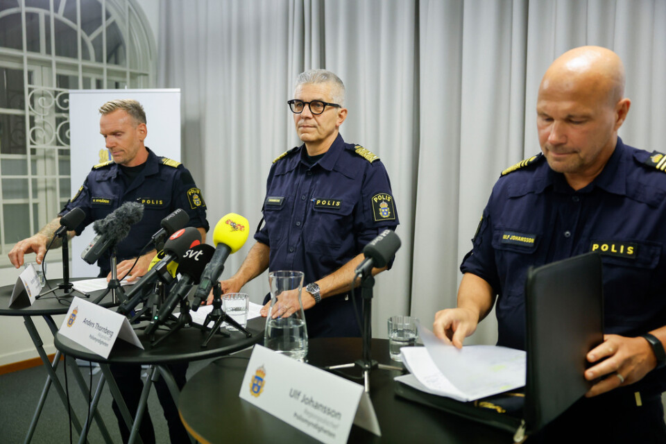Noas biträdande chef Hampus Nygårds, rikspolischef Anders Thornberg och regionpolischef Ulf Johansson från region Mitt under en pressträff med anledning av den senaste tidens händelser kopplat till organiserad brottslighet och gängkriminalitet.