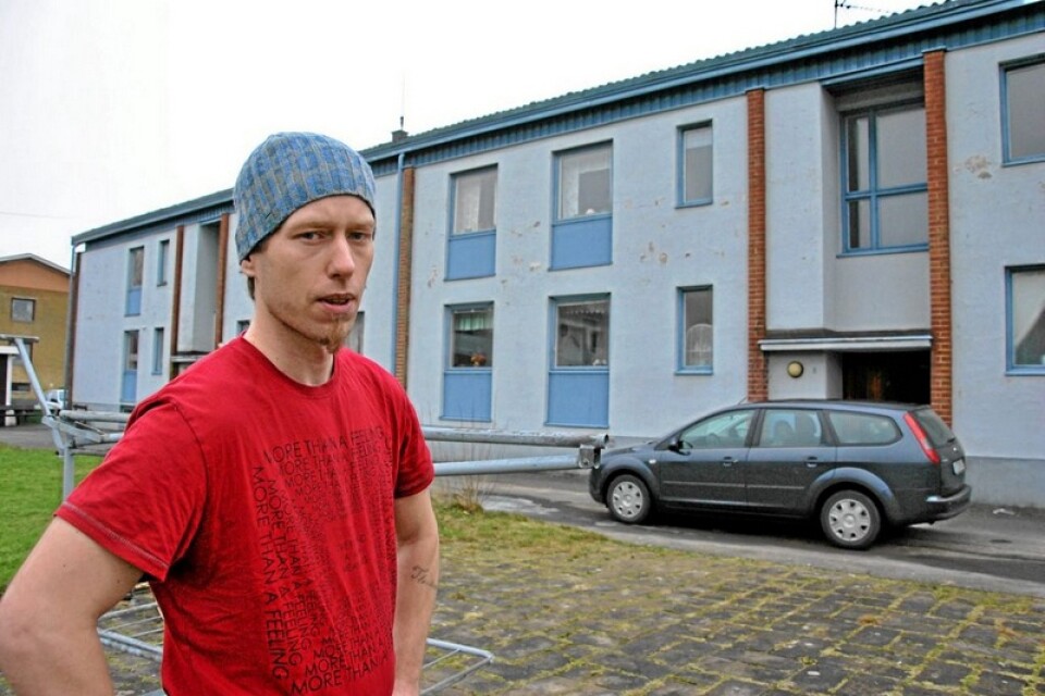 Patrik Ström vill definitivt flytta under tiden hans lägenhet saneras. Foto: Hans Bryngelson