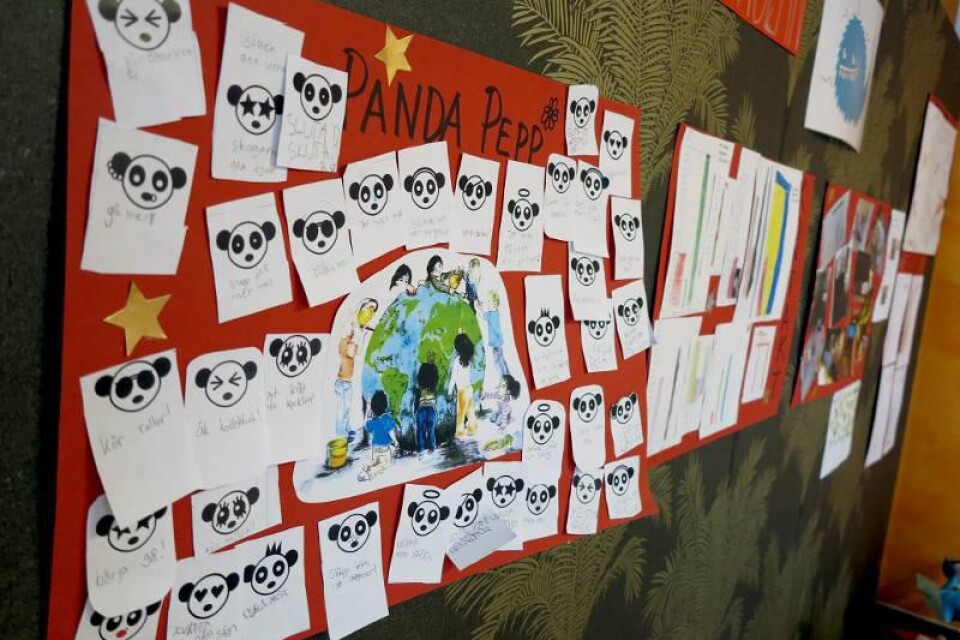 Panda Pepp berättar hur man på enkla sätt kan spara på både miljö och plånbok.