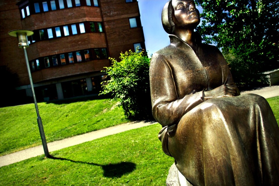 Staty företällandes författaren Karin Boye vars erfarenheter av psykisk ohälsa präglade hennes dikter.