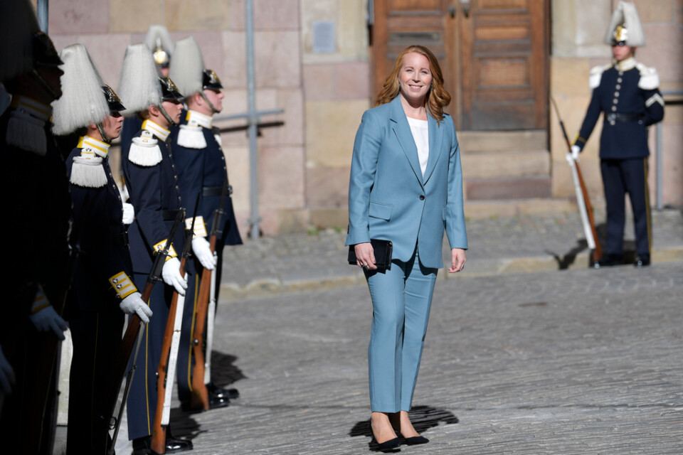 Centerns partiledare Annie Lööf anländer till gudstjänsten i Storkyrkan som hålls med anledning av riksmötets öppnande.