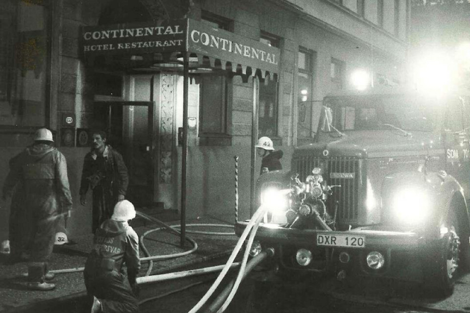 På pingstafton 1982 förstördes Hotel Continental i en anlagd brand. Hotellet skulle stå övergivet och förfallet i över ett år innan ett ägarbyte banade väg för totalrenovering.