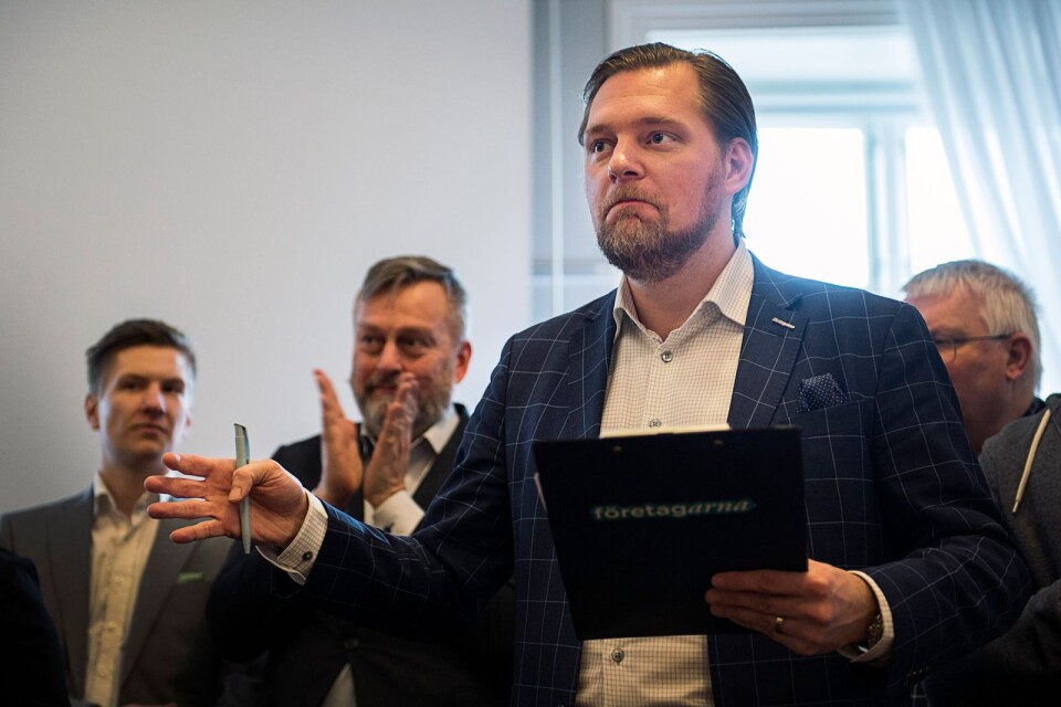 Företagarnas vd Günther Mårder utsåg alla till vinnare, men som den största vinnaren i debatten framstod hans egen organisation. I bakgrunden Gusten Mårtensson, Lennart Adell Kind och Nils Fransson.