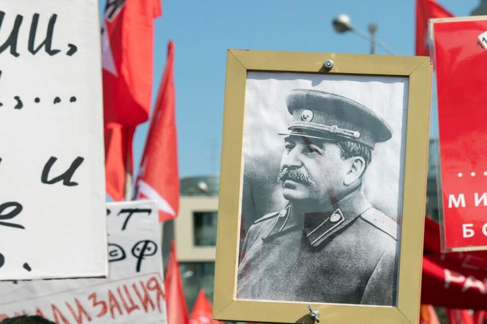Vänstern har sedan länge tagit kraftigt avstånd från förfärligheter som begicks i Sovjetunionen under bland annat Stalins ledning, menar Göran Brante (V).