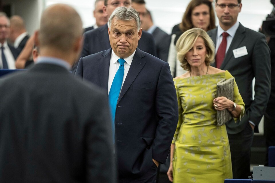 Ungerns premiärminister Viktor Orban får kritik av EU-kollegorna.