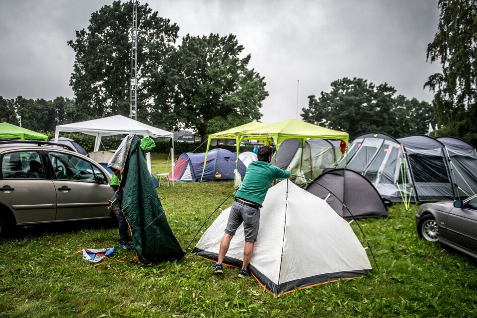 2017 ställde regnet till med bekymmer på Helgeåfestivalens camping.