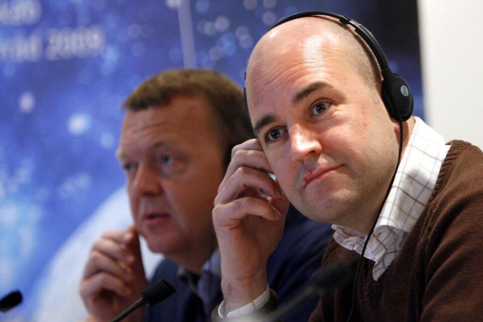 Den svenska statsministern Fredrik Reinfeldt har en del att lära av sin danske kollega Lars Lökke Rasmussen. I Danmark har de borgerliga suttit vid makten 20 av de senaste 30 åren.