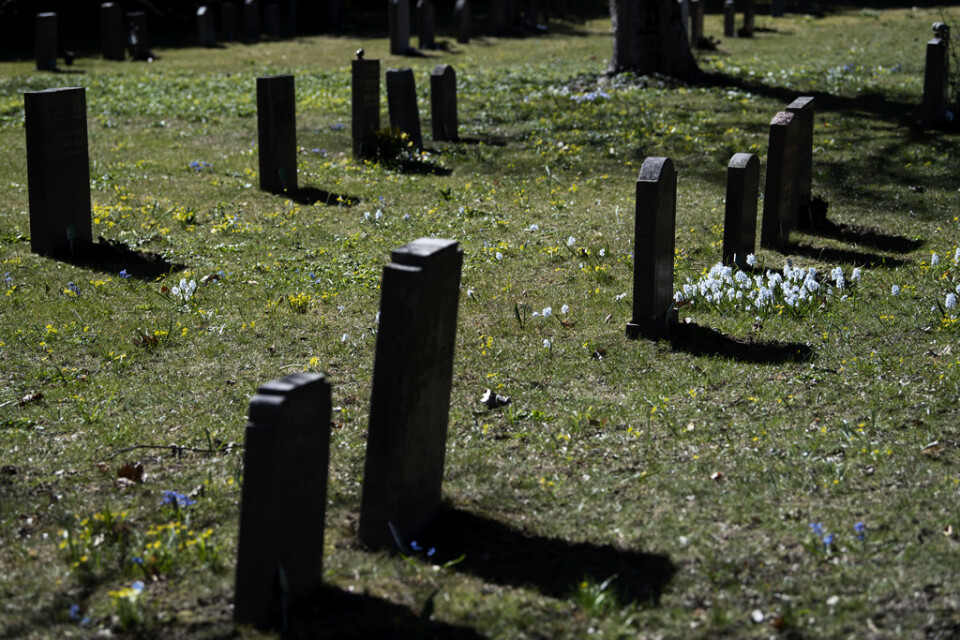 Jordbegravning och kremering är fortfarande de vanligaste begravningssätten. Arkivbild.