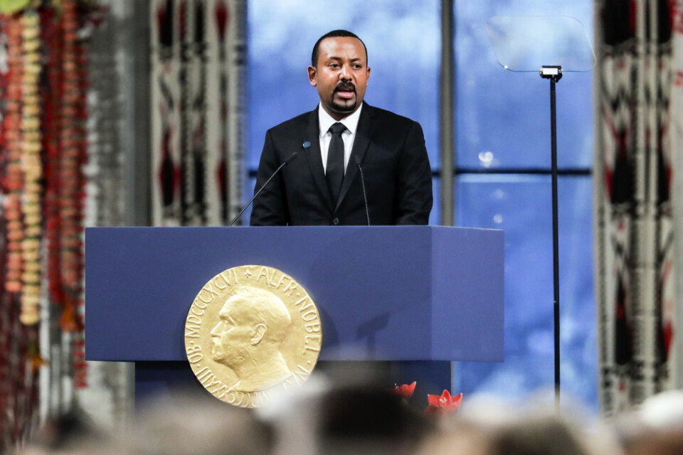 Etiopiens premiärminister Abiy Ahmed tar emot Nobels fredspris 2019 i Oslo.