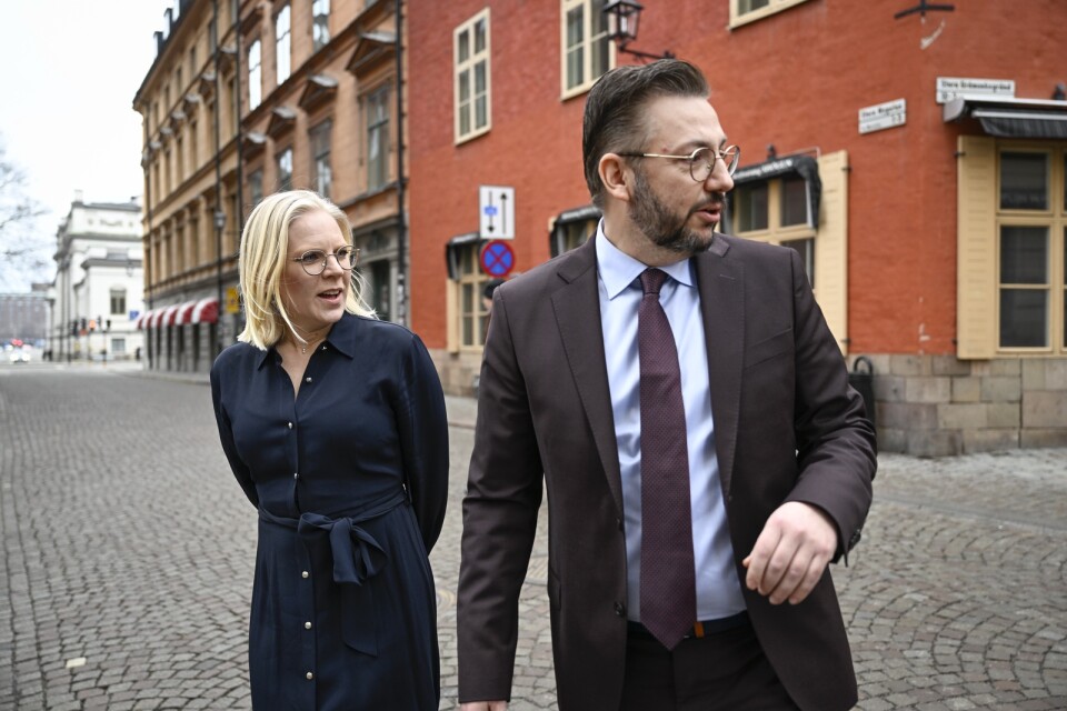 Centerpartiets partiledare Muharrem Demirok och nya partisekreteraren Karin Ernlund.