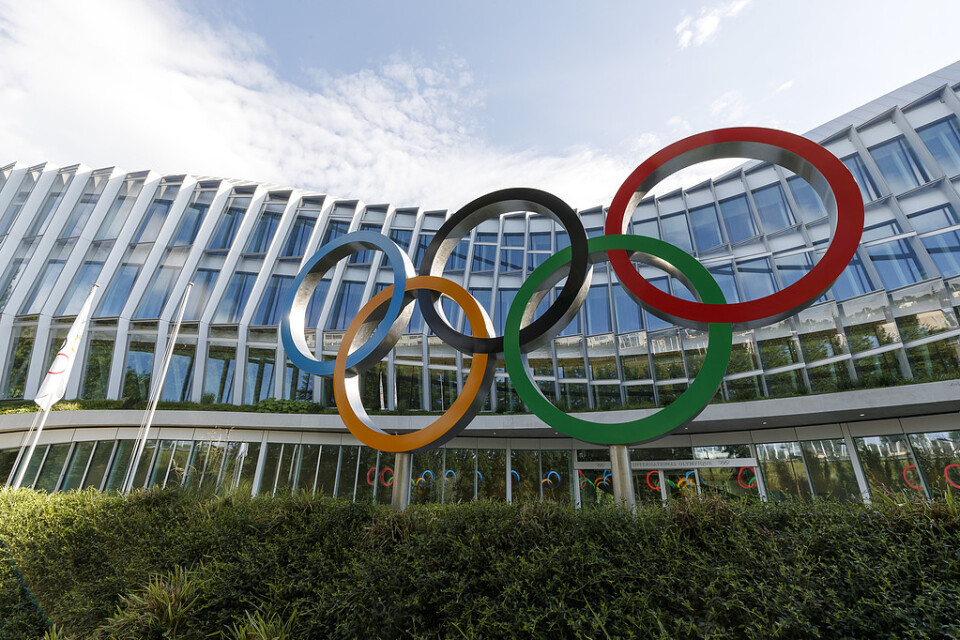 På måndag avgörs om Stockholm-Åre eller Milano-Cortina tilldelas vinter-OS och Paralympics 2026. Att det skulle finnas sanning i teorierna om att båda kan tilldelas ett mästerskap tillbakavisas av IOK.