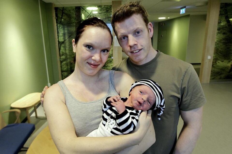 Premiärtrio 2013 på Borås sjukhus: Alexia Agersten, Emil Nyberg och sonen Charlie.