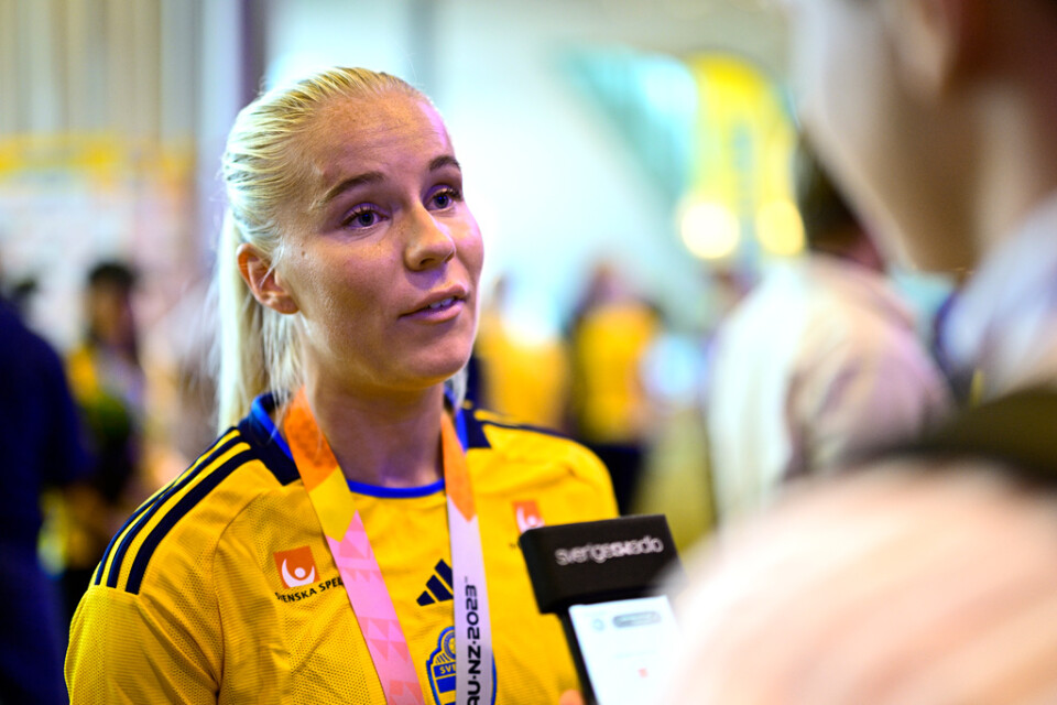 Stina Lennartsson efter VM-bronset. Arkivbild.