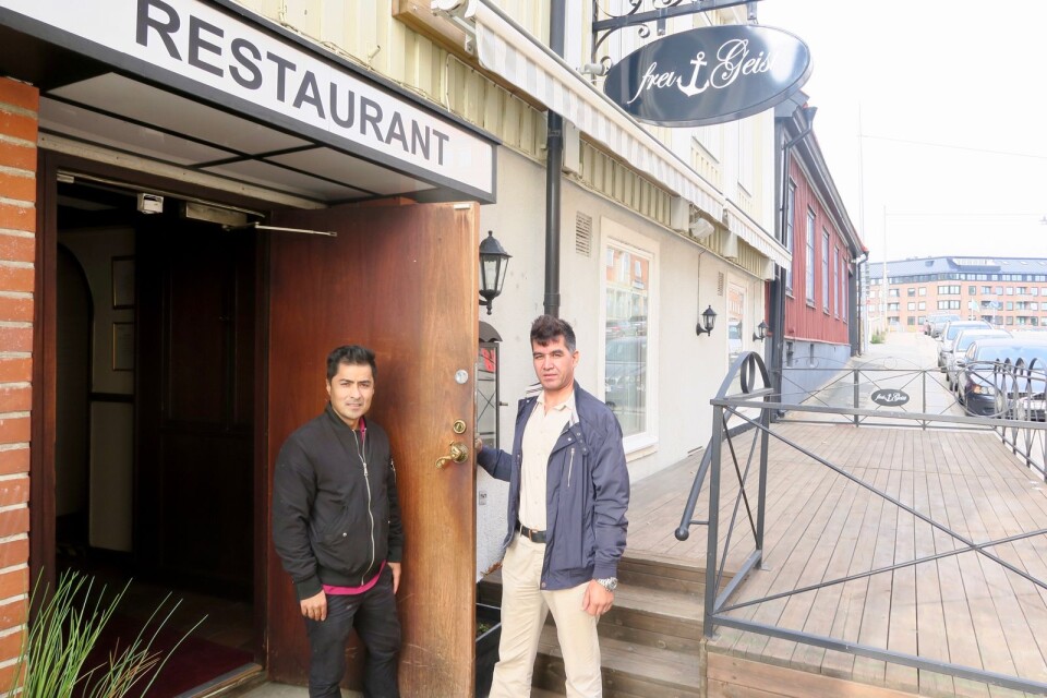 Yazdan ”Dan” Naderi och Azis Zahidi öppnar på måndag upp portarna till restaurangen Frei Geist som ligger i Två rum och köks gamla lokaler.