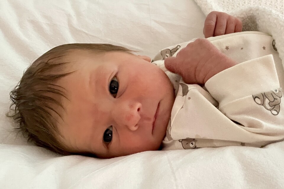 Lisa och David Johansson, Räpplinge, fick den 28 oktober en son som heter Leo. Vikt 3340 g, längd 49 cm.