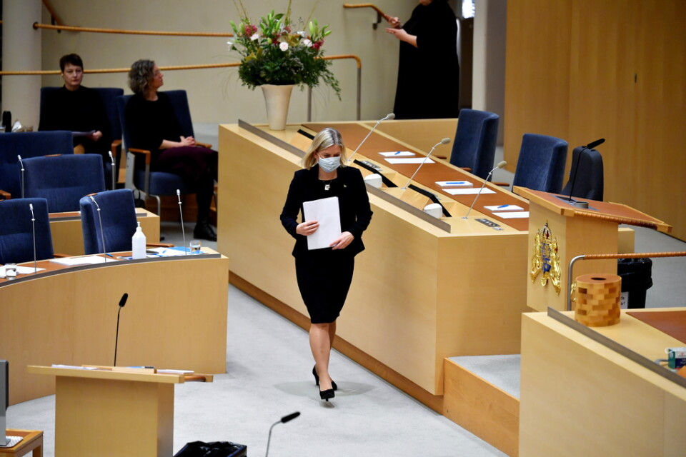 Det är med en tydlig opinionsvind i ryggen som statsminister Magdalena Andersson (S) deltar i dagens partiledardebatt i riksdagen.