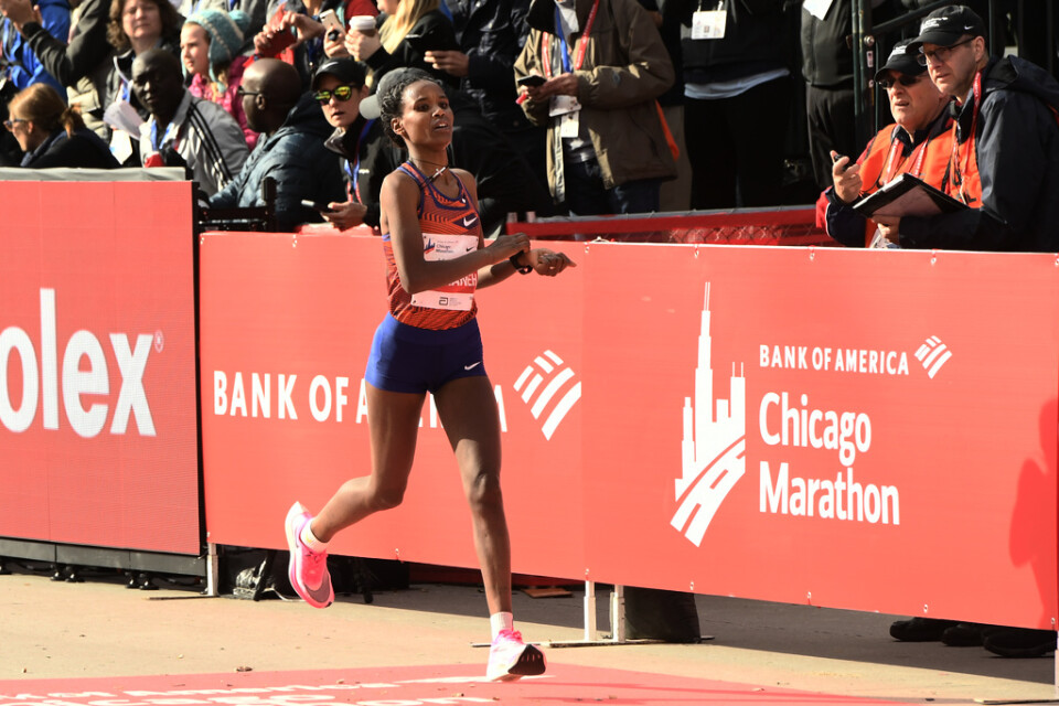 Ababel Yeshaneh, Etiopien, är en av tio nominerade till priset som årets friidrottare i världen 2020. Arkivbild.