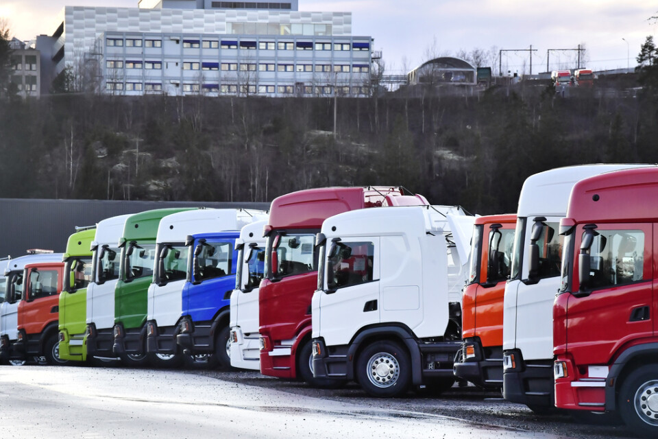 Leveranserna ökar, men orderingången sjunker för lastbilstillverkaren Scania, enligt en kvartalsrapport. Arkivbild.