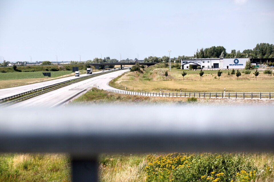 Bygget av motorväg mellan Vellinge och Trelleborg kostade 340 miljoner, skriver signaturen LBP.