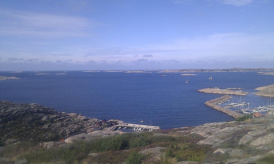 Utsikt från Lysekil över havet en augustidag. Foto: Jacob Tegbring