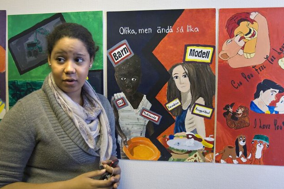 deltog i Västerskolans måleriprojekt "Finns det något att stjäla?!" som visades upp under en vernissage. Foto: HELENE NORDGREN