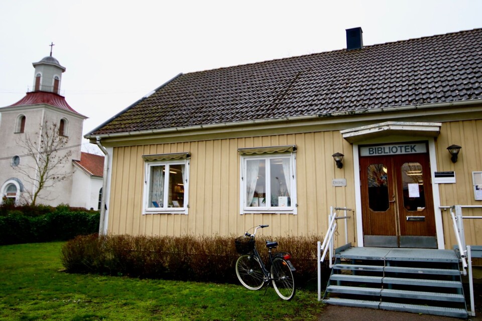 För ett par veckor sedan invigdes medborgarkontoret på biblioteket i Södra Möckleby, som ska ha öppet varje torsdag. Nu stängs kontoret tillfälligt på grund av corona-viruset.