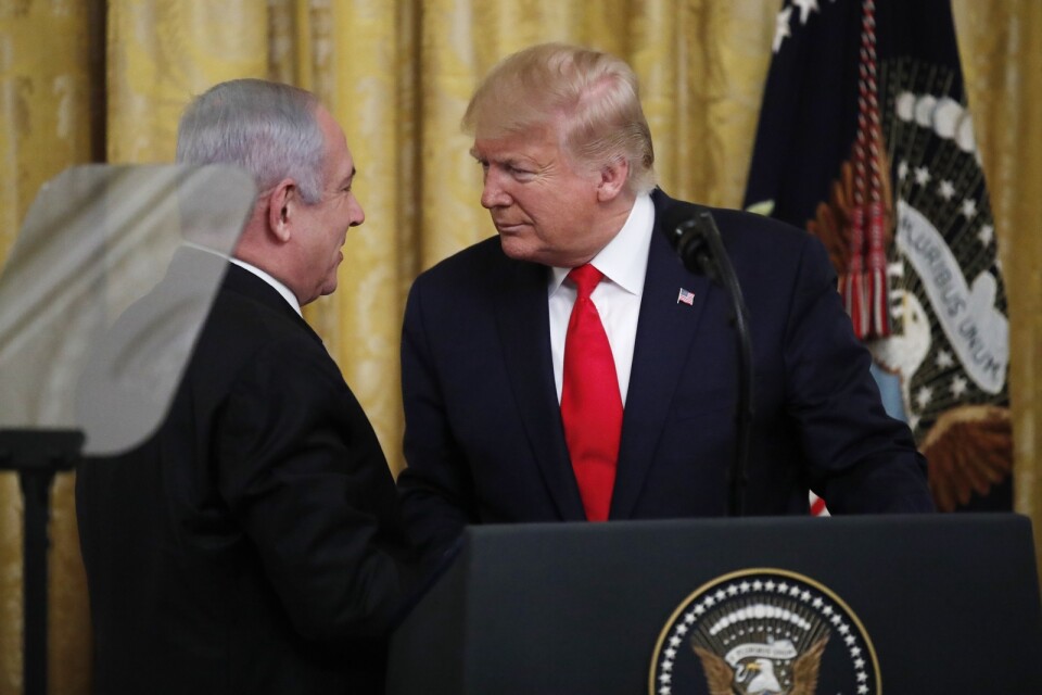 USA:s president Donald Trump och Israels premiärminister Benjamin Netanyahu är några av de som skrivit på avtalet. Arkivbild.