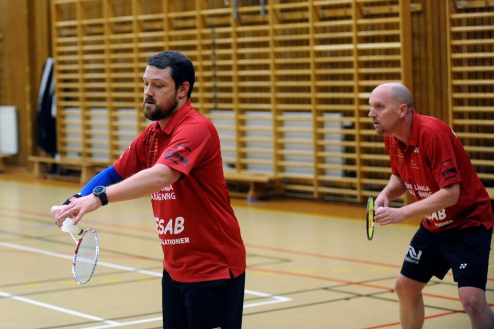 Bröderna Simon och Marcus Erlandsson vann sin dubbelmatch mot både Växjö och Skälderviken.