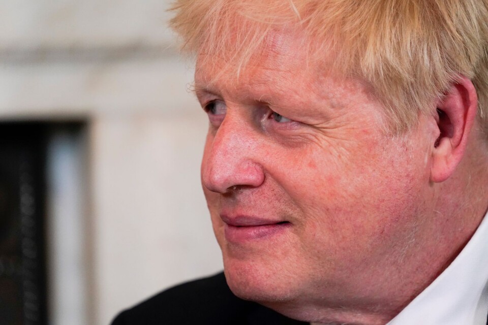 Boris Johnsons förtroendesiffror är sämre än de Theresa May hade när hon tvingades avgå 2018, skriver Mikael Hermansson.
